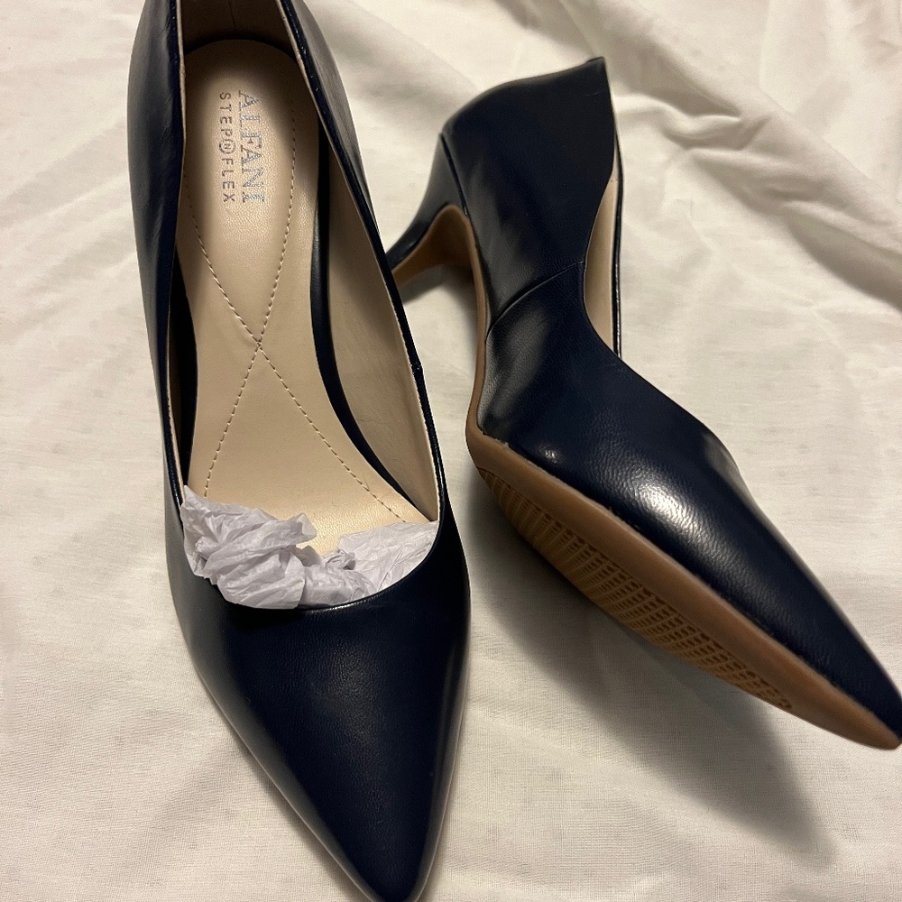 Blue alfani heels
